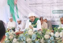 KHR_Muhammad_Kholil_As'ad_di_Lombok