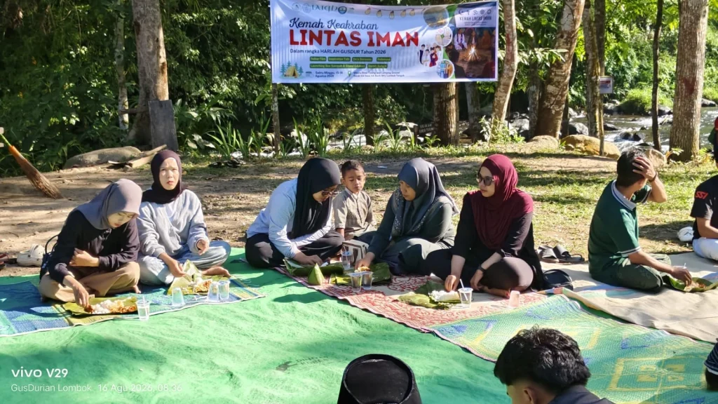 Kemah-harlah-gusdurian-lombok-tengah19
