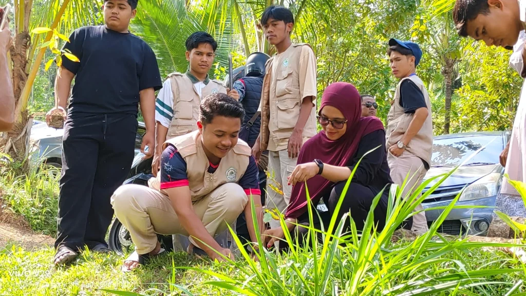 Kemah-harlah-gusdurian-lombok-tengah20